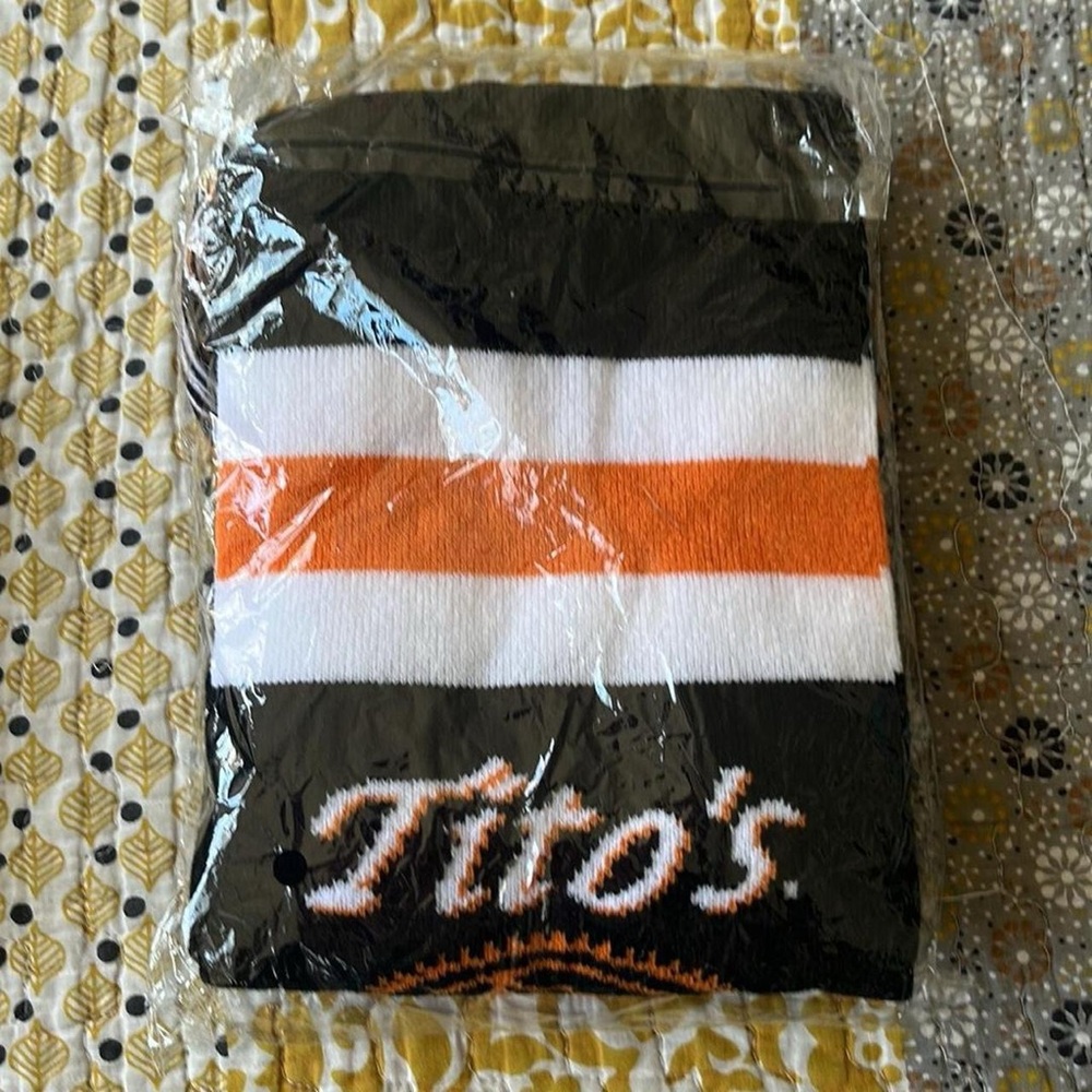 NEW TITO'S VODKA SCARF